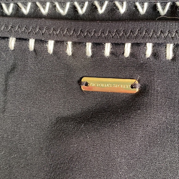 VS Carova Crochet Racerback Push-Up Top & Bottoms - Picture 3 of 10